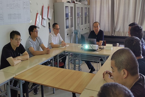 榆林分公司召开“清静生产月”专题清静聚会.jpg