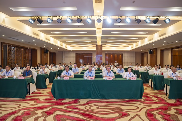 陕西省122cc太阳集成游戏公司本钱管控典范案例讲评竞赛乐成举行2.jpg